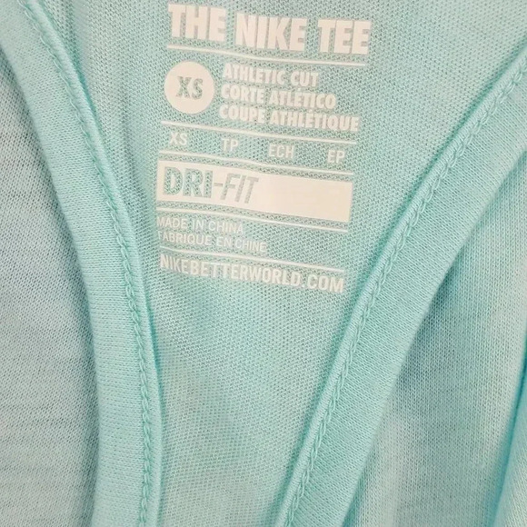 NIKE Top  - Picture 4 of 4